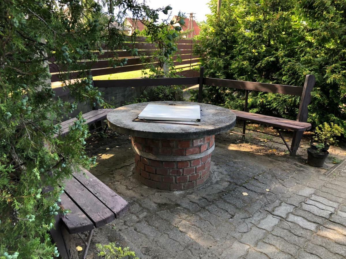 Veranda Apartman Nyíregyháza Buitenkant foto