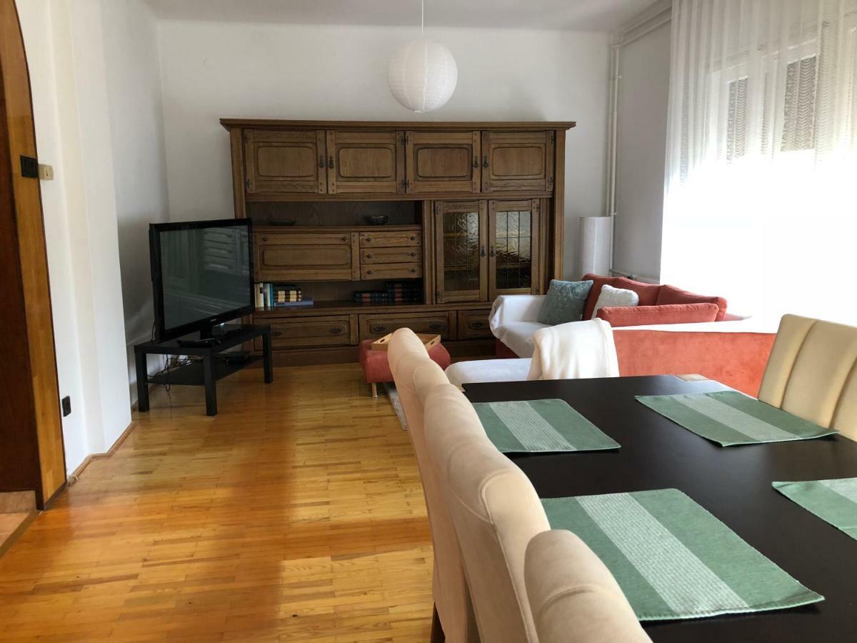 Veranda Apartman Nyíregyháza Buitenkant foto