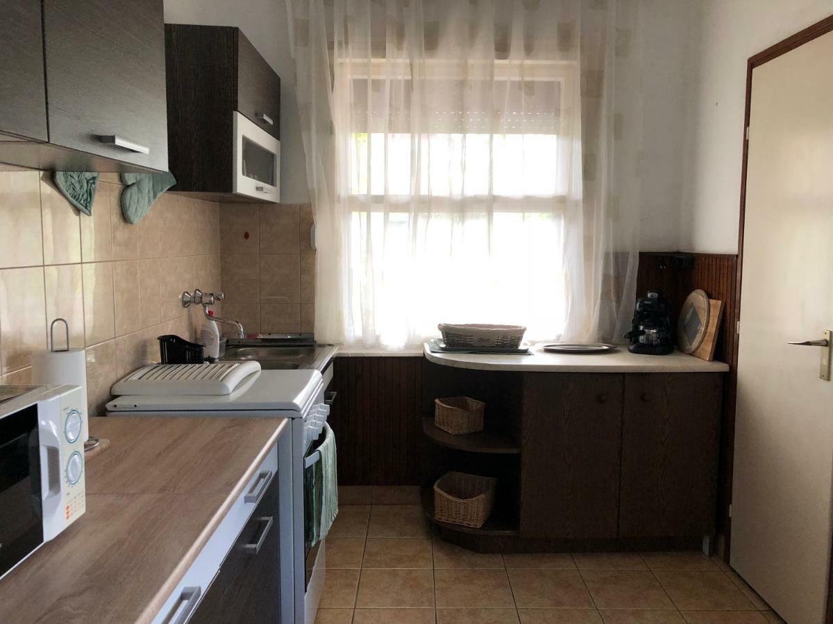 Veranda Apartman Nyíregyháza Buitenkant foto